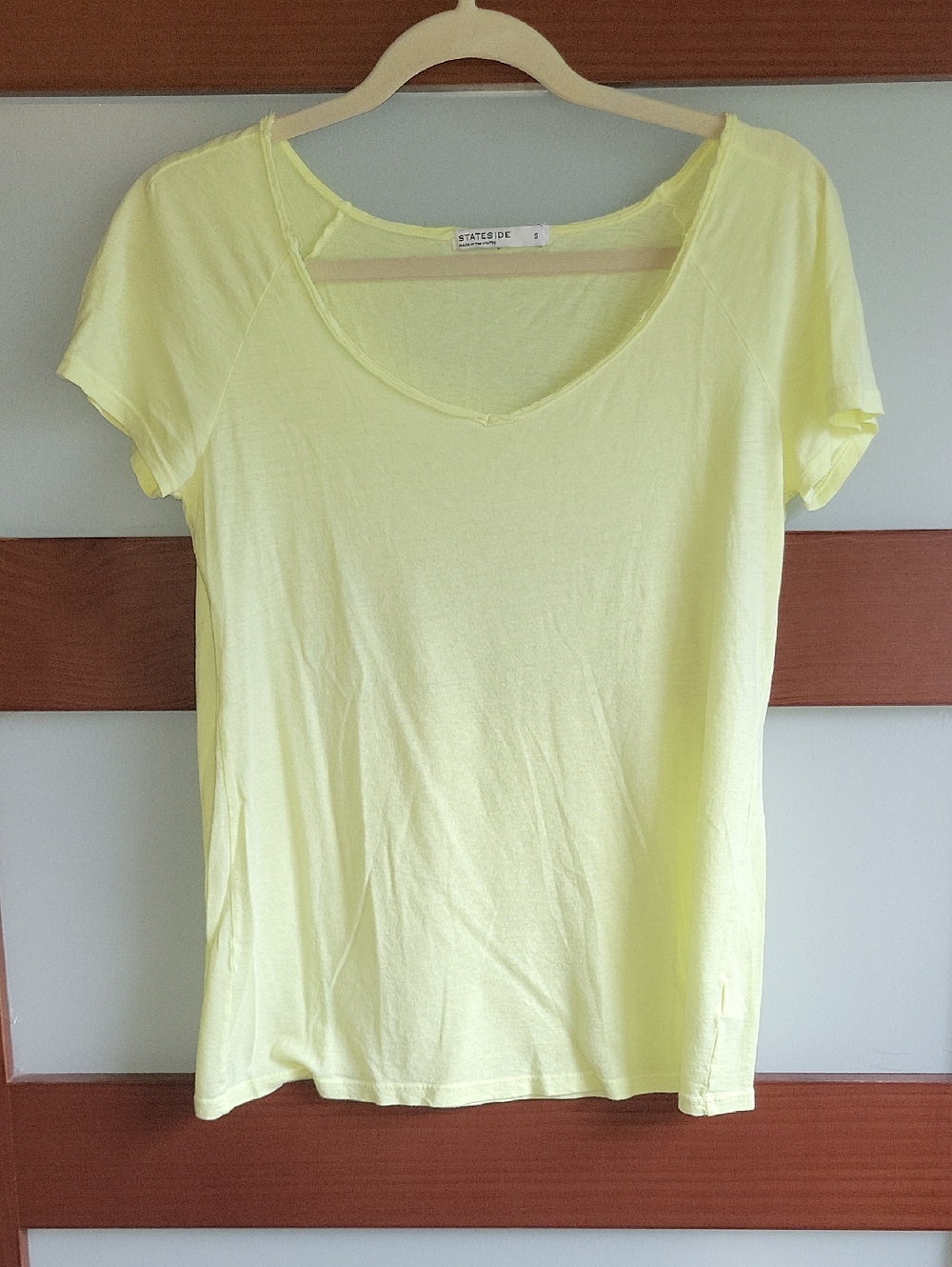 Stateside Women's Lightweight Yellow V-Neck Tee Size Small